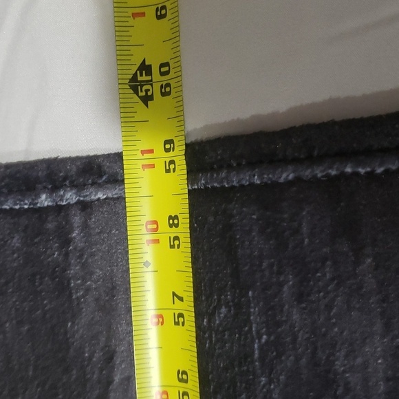 29- Just A Girl Who Loves Ramen And Boba Blanket Throw NWT - Picture 5 of 7